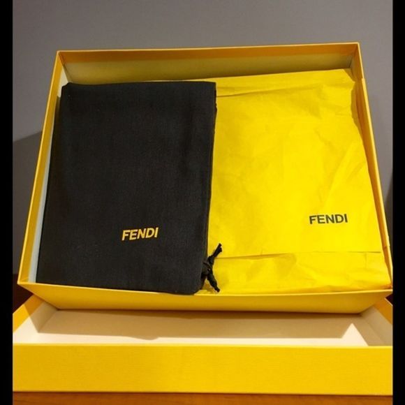 🆕 FENDI Black Leather Booties 💥 - Picture 13 of 15